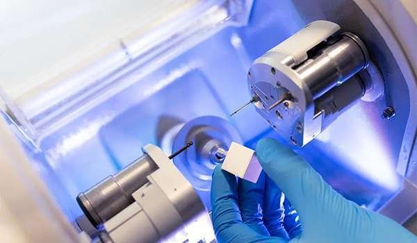 CEREC CAM Milling Image 3